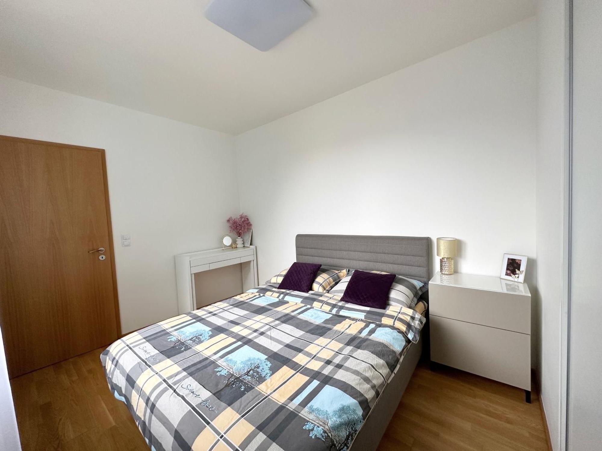 Apartment With Free Parking In Praga Exterior foto